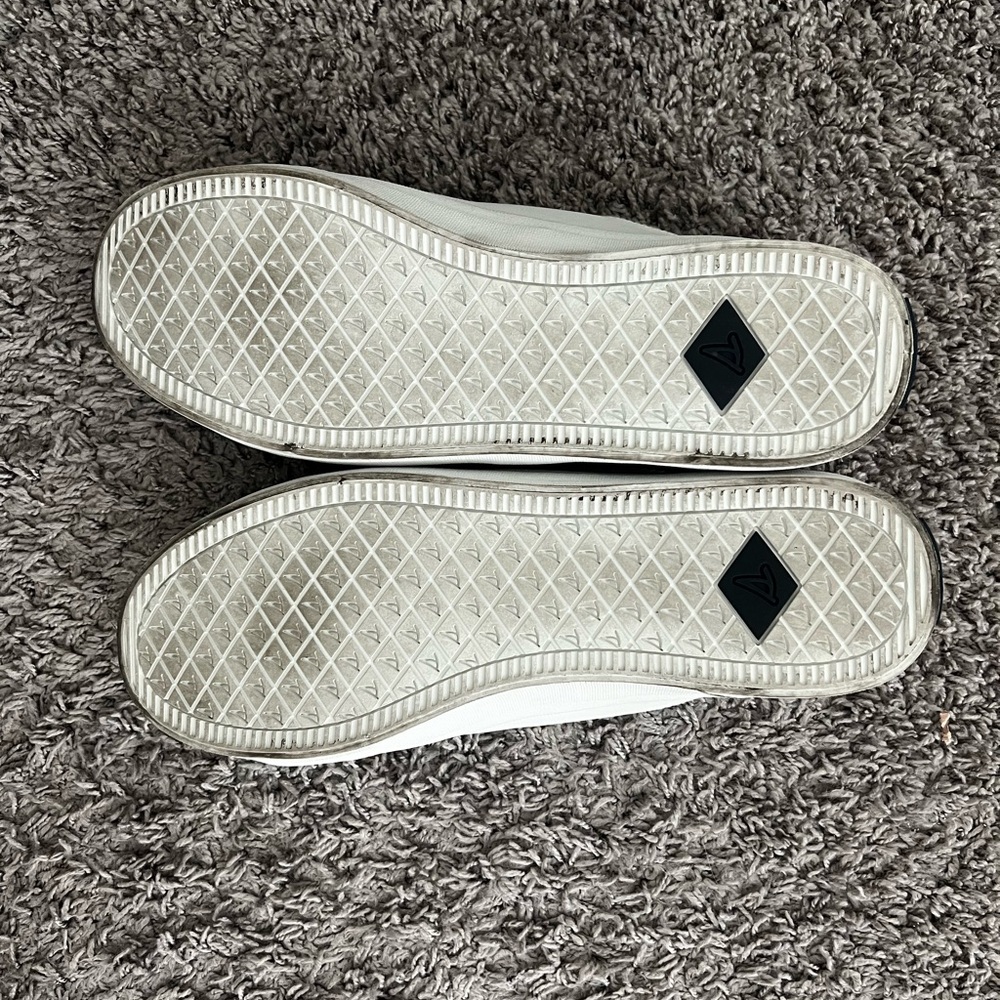 Sperry Women's White Leather Sneakers with Rose Gold Laces - Picture 4 of 4